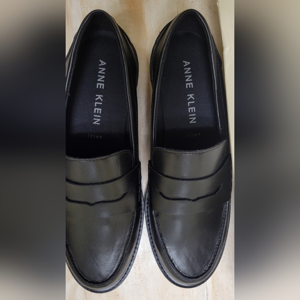 Anne Klein Womens Classic Black Slip-On Loafers